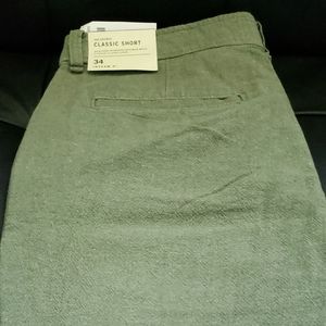 Khaki/pea soup men's shorts